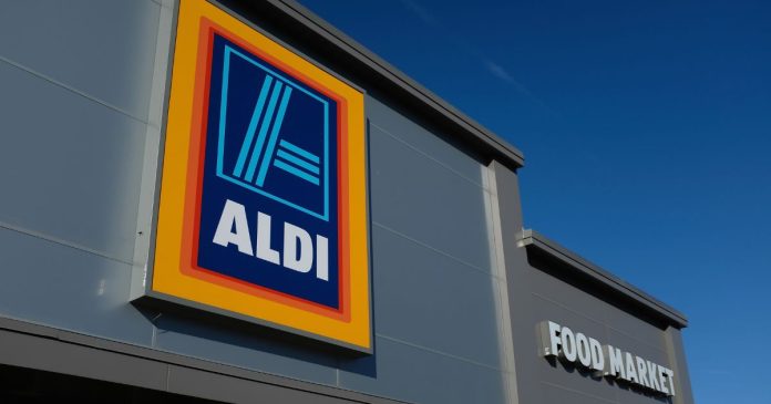 aldi-slashes-prices-to-what-they-were-when-trump-was-in-office-for-special-thanksgiving-sale